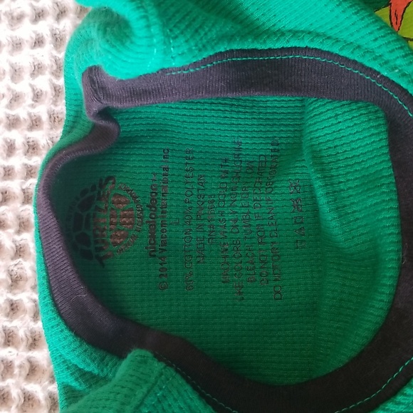 Teenage Mutant Ninja Turtles Pjs - Picture 3 of 6